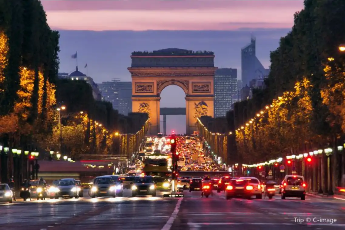 เปิดประเทศ