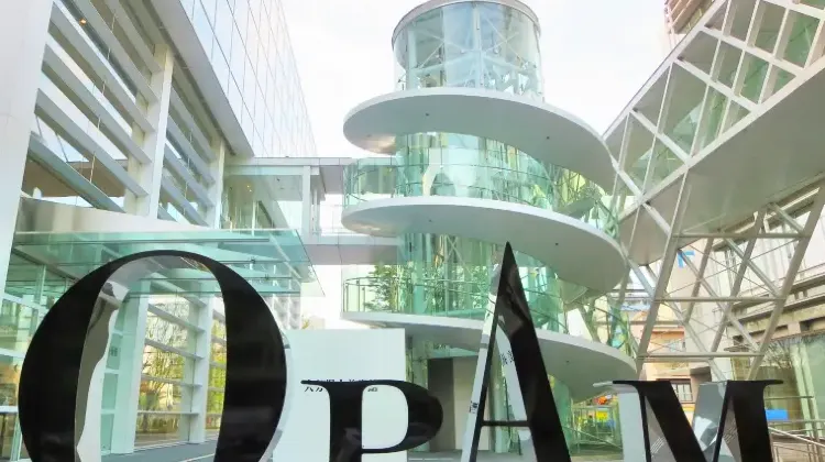 大分県立美術館（OPAM）