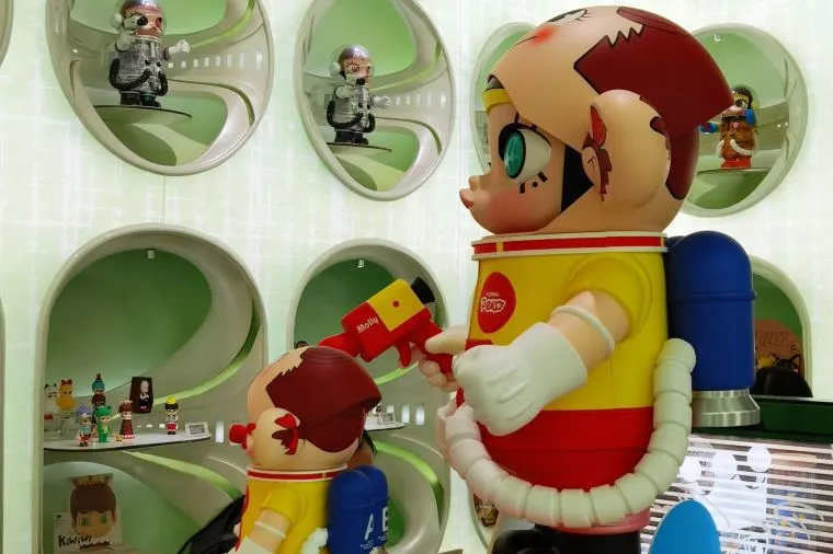 What's Inside Shanghai Popmart Flagship Store