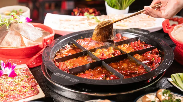 重慶で現地の人気料理を堪能しよう！