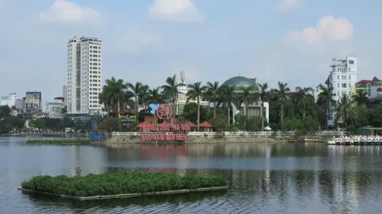 チュックバック湖