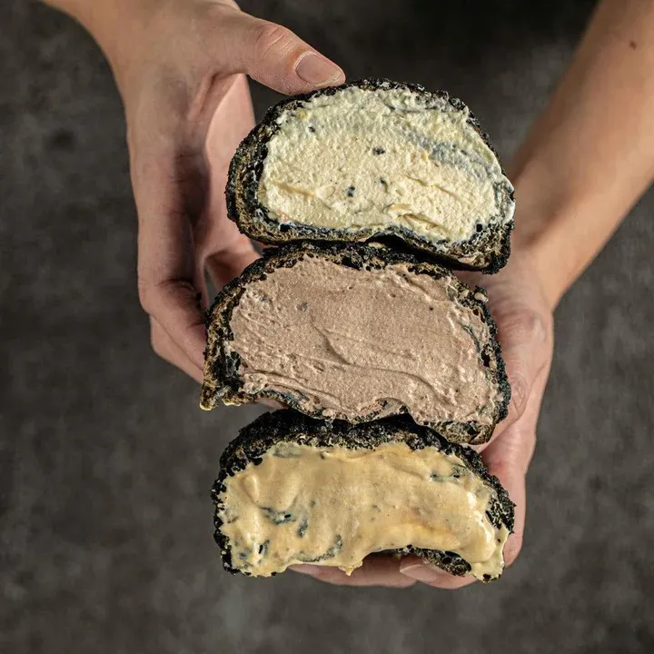 福日和「崖淵シュークリーム」