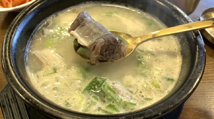 韓国のグルメ：スンデクッパ