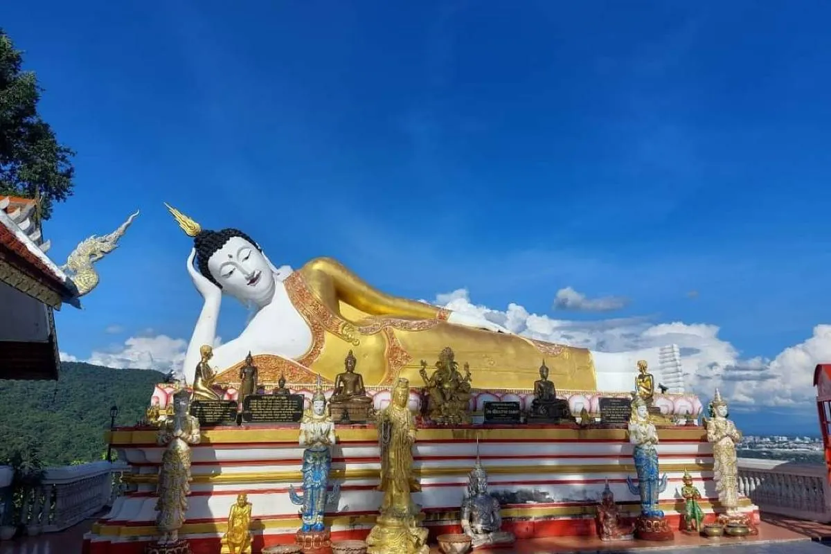 วัดพระธาตุดอยคำ