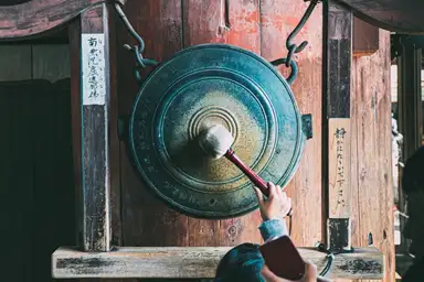 Ring in the New Year with a bell, a gong or a loud bang  (Source: Paul Cuoco/unsplash)