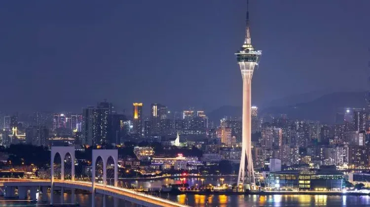 Traveling in Macau - Macau Tower