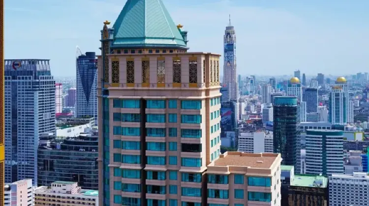 グランデセンターポイントラチャダムリ