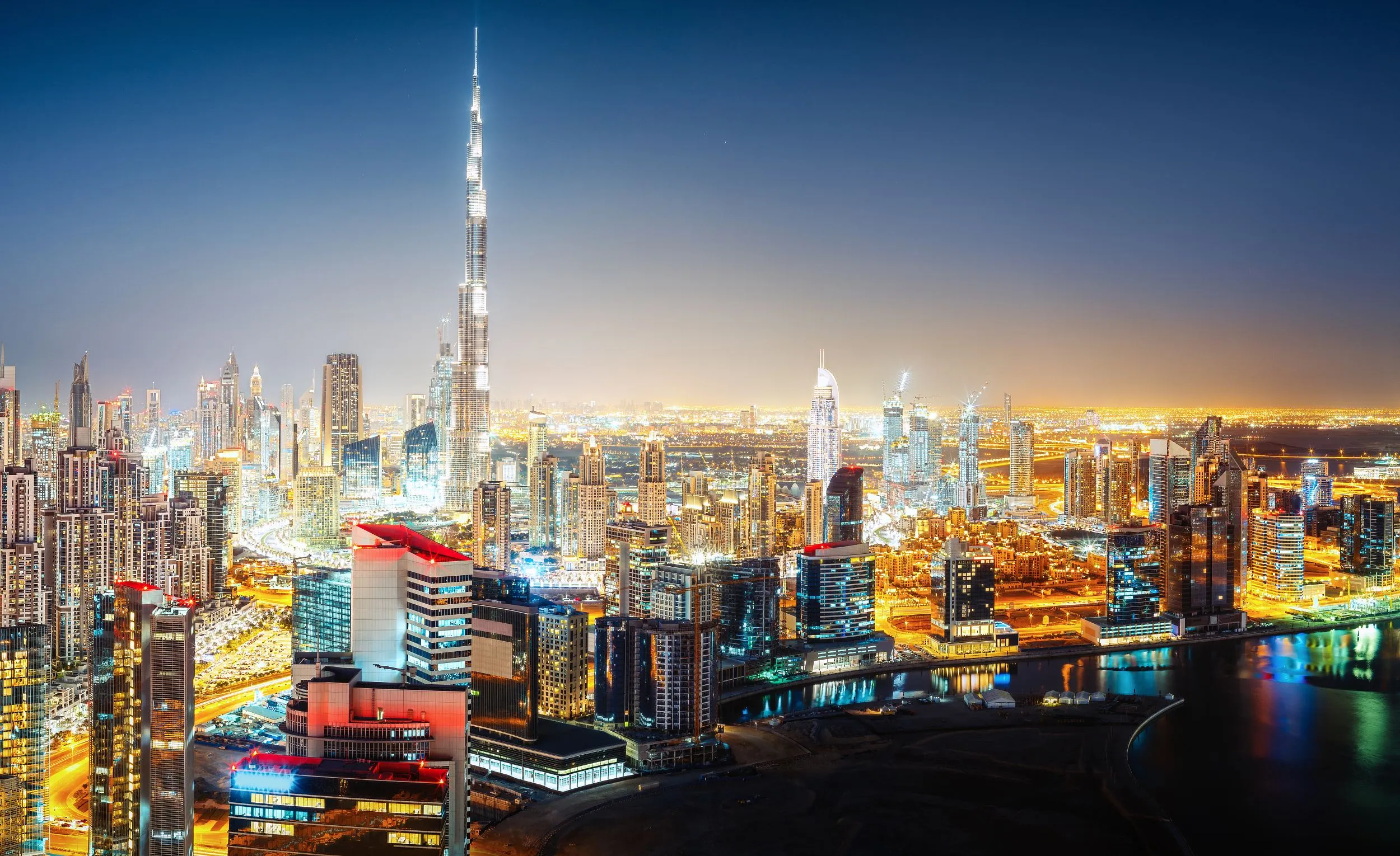 Book Cheap Flights from Manchester to Dubai and Save Money