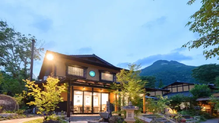 由布院温泉 楓の小舎