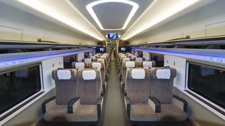 どれがいい？中国高速鉄道一等席VS二等席