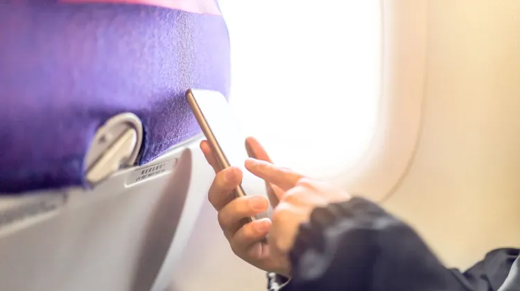 How to choose between SIM card, WiFi & eSIM for Bali, Indonesia