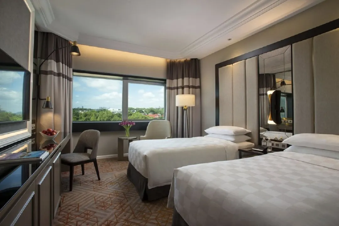 Orchard Hotel Singapore Premier Twin Room photos and amenities