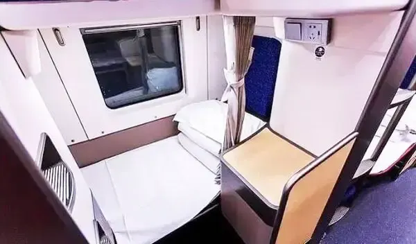 動臥設施