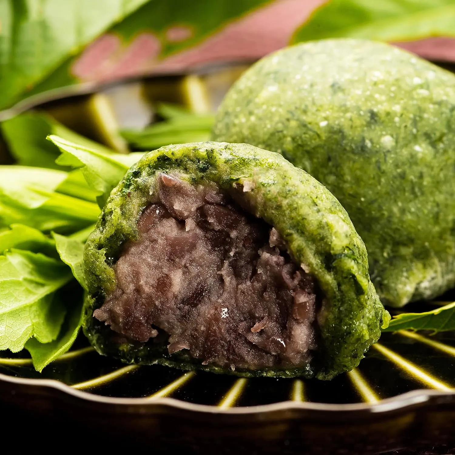 良平堂「よもぎ大福」