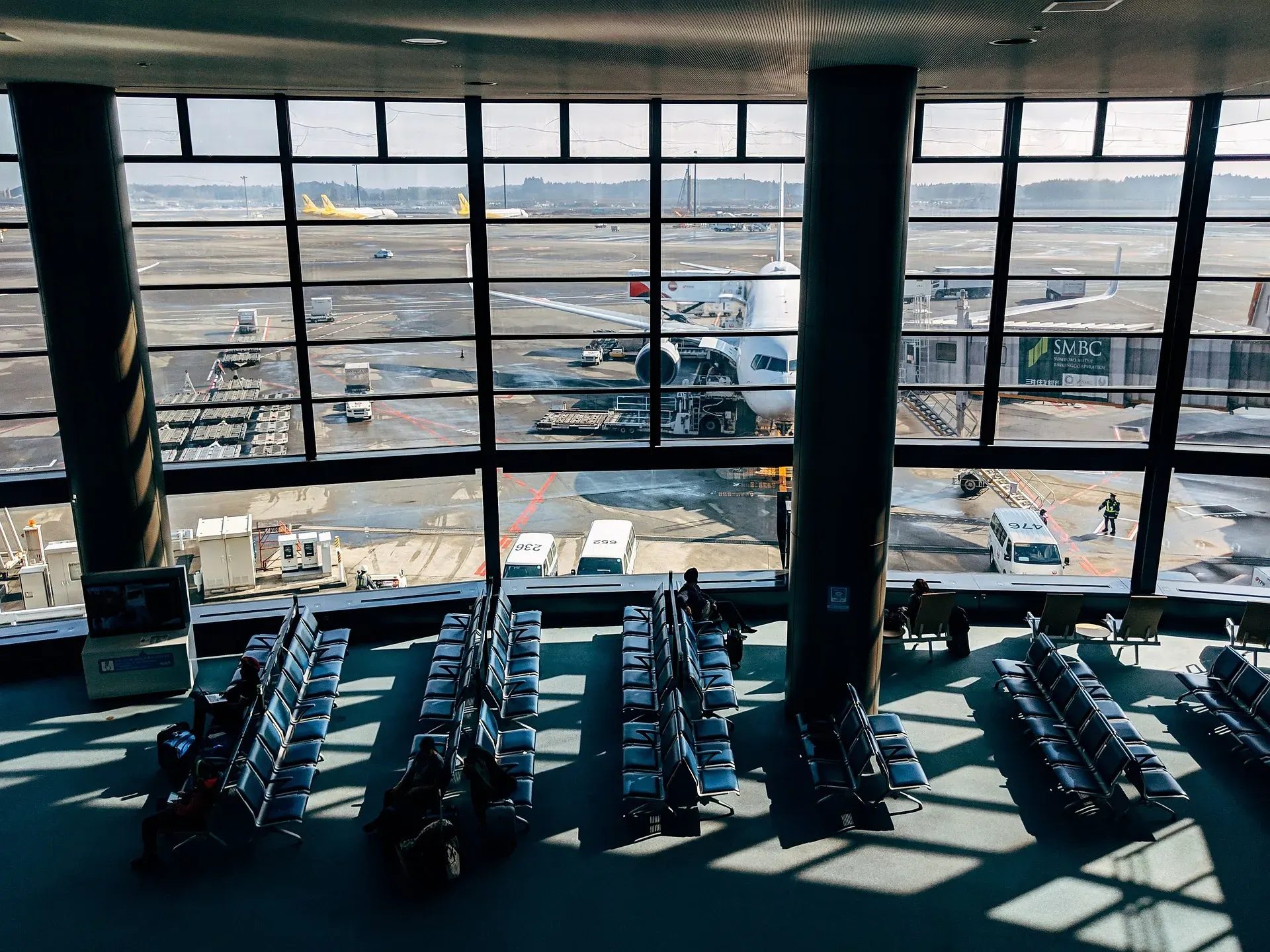 東京発台湾行き|飛行機の発着空港