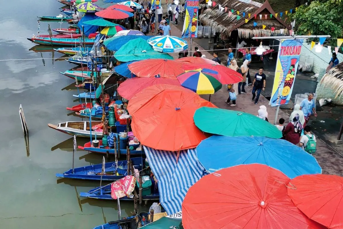 ตลาดน้ำคลองแห