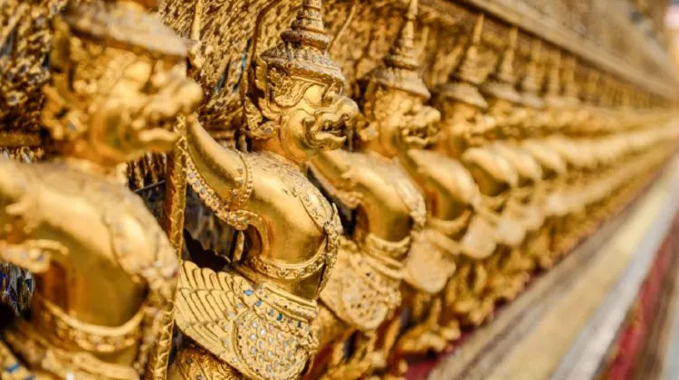 วัดพระศรีรัตนศาสดาราม