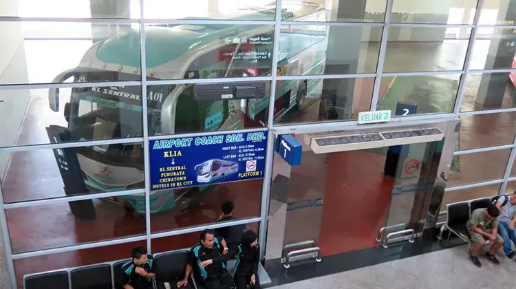Kuala Lumpur Airport Transfer | By Bus
