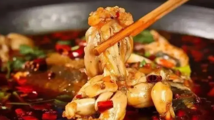 Spicy Frog and Fish Head (美蛙鱼头)