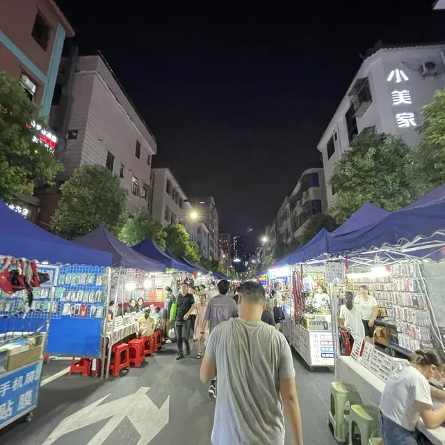 寶安鹽田夜市街