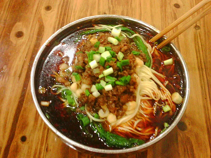 重慶小麺(チョンギィンシャオミエン)