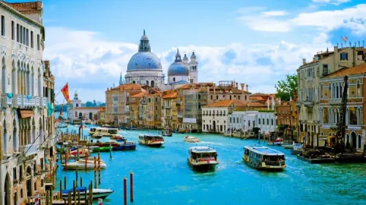 ヴェネツィアの年間降水量について