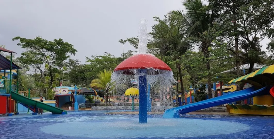 Wisata Kemuning-OPI Water Fun