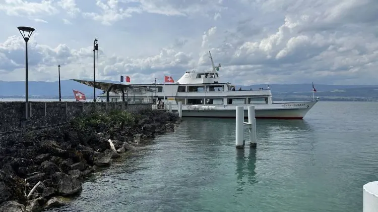 Top 5 Scenic Train Rides in Switzerland (with Route Map)