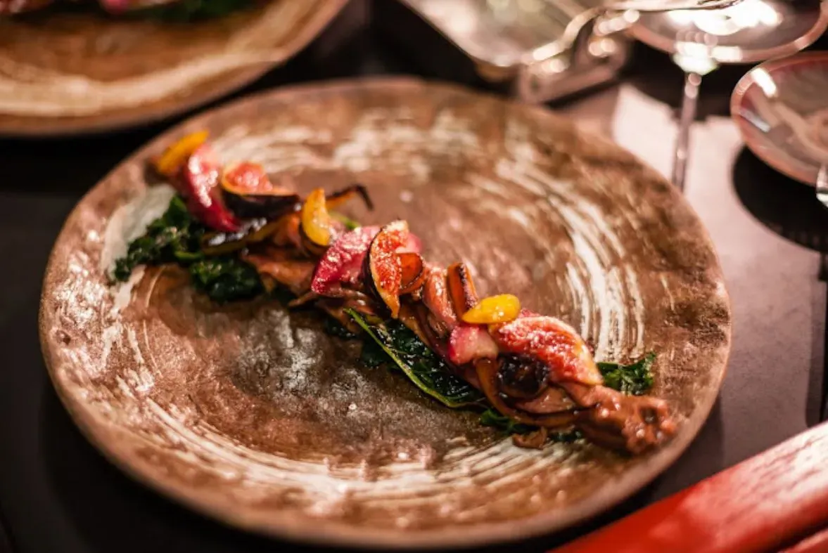 Discover Dining and Entertainment in Paris