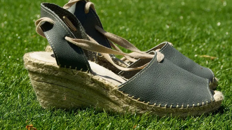 10.エスパドリーユ