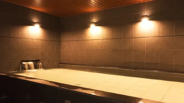 6.ファーストキャビン市ヶ谷