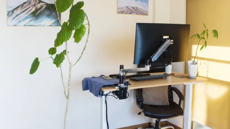 日本の電化製品はカナダで使うには変圧器が必要?