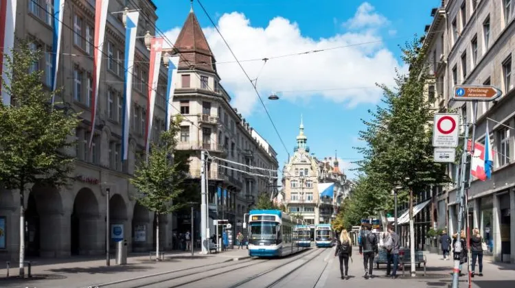 チューリッヒのバーンホフ通り