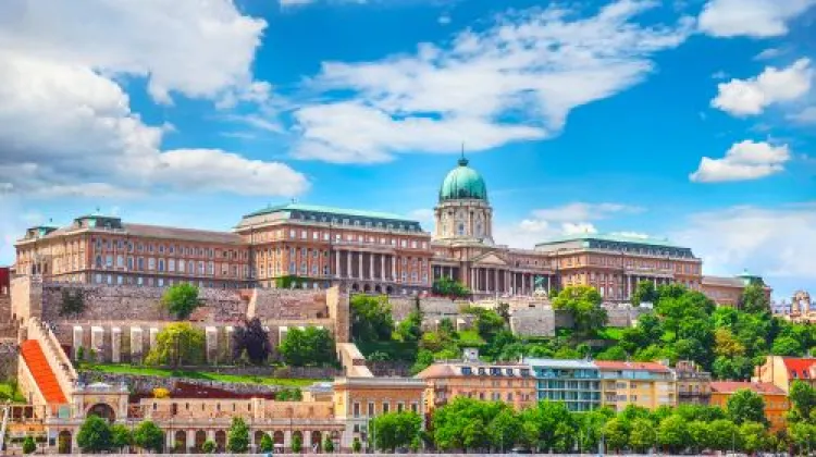 Hungary cost for sightseeing activities