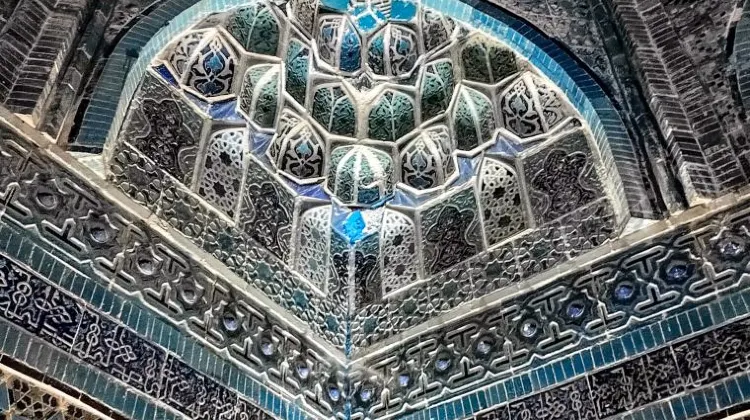 天気が雨の日にサマルカンドで楽しみたい3つのこと