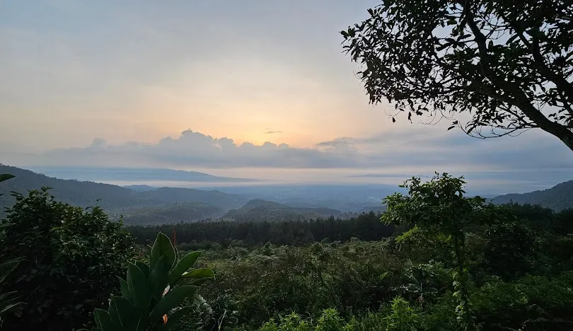 Wisata Karawang-Curug Cigentis