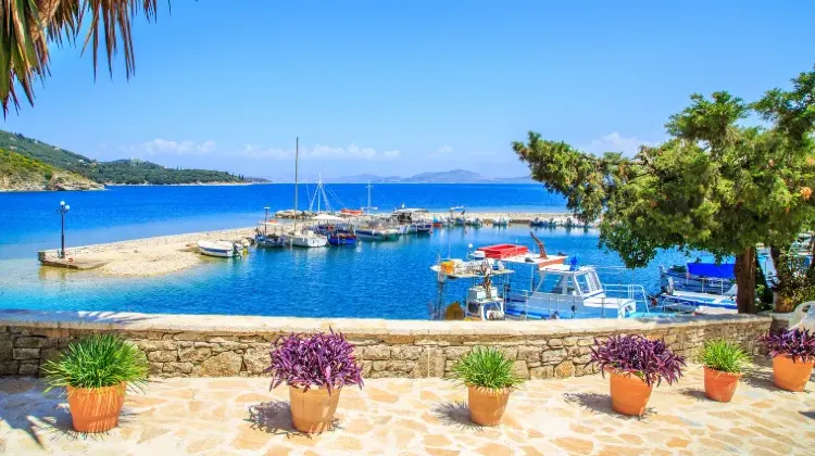 フィリピン以外のコンセント形状と電圧一覧