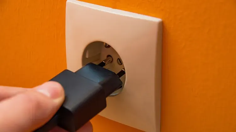 中国以外のコンセント形状と電圧一覧