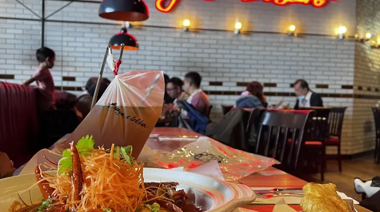 Makanan Disyorkan di Skytropolis Indoor Theme Park