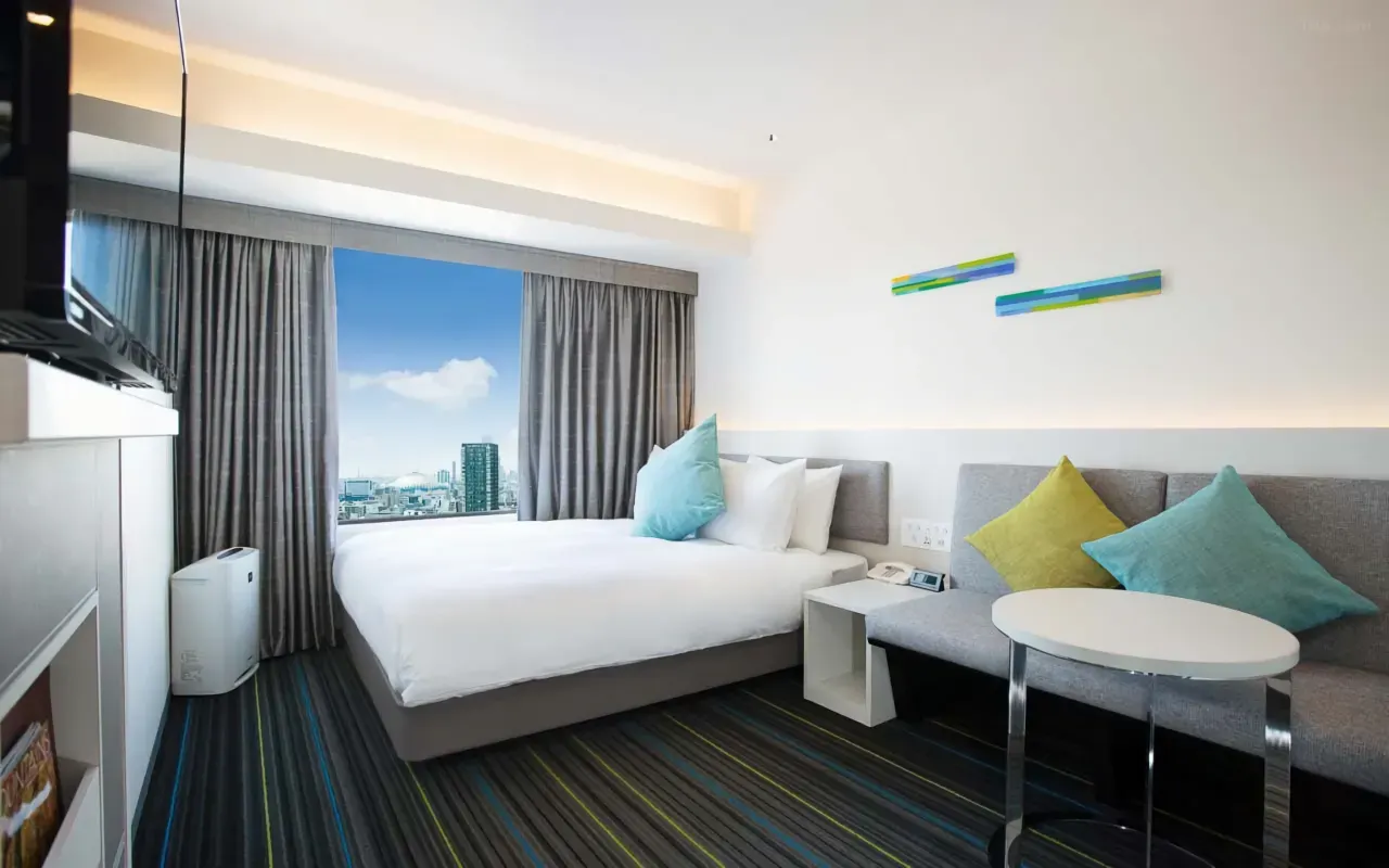 2.ホテル日航大阪