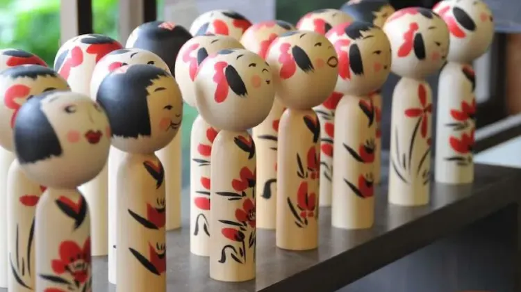 Detailed Info about Best Souvenirs from Japan