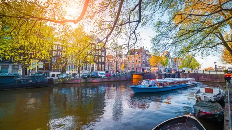 オランダに行くなら変換プラグはあった方が安心