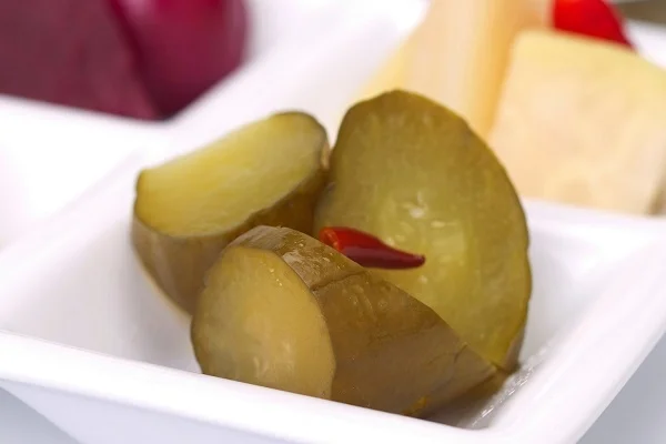 沢屋「きゅうりピクルス」