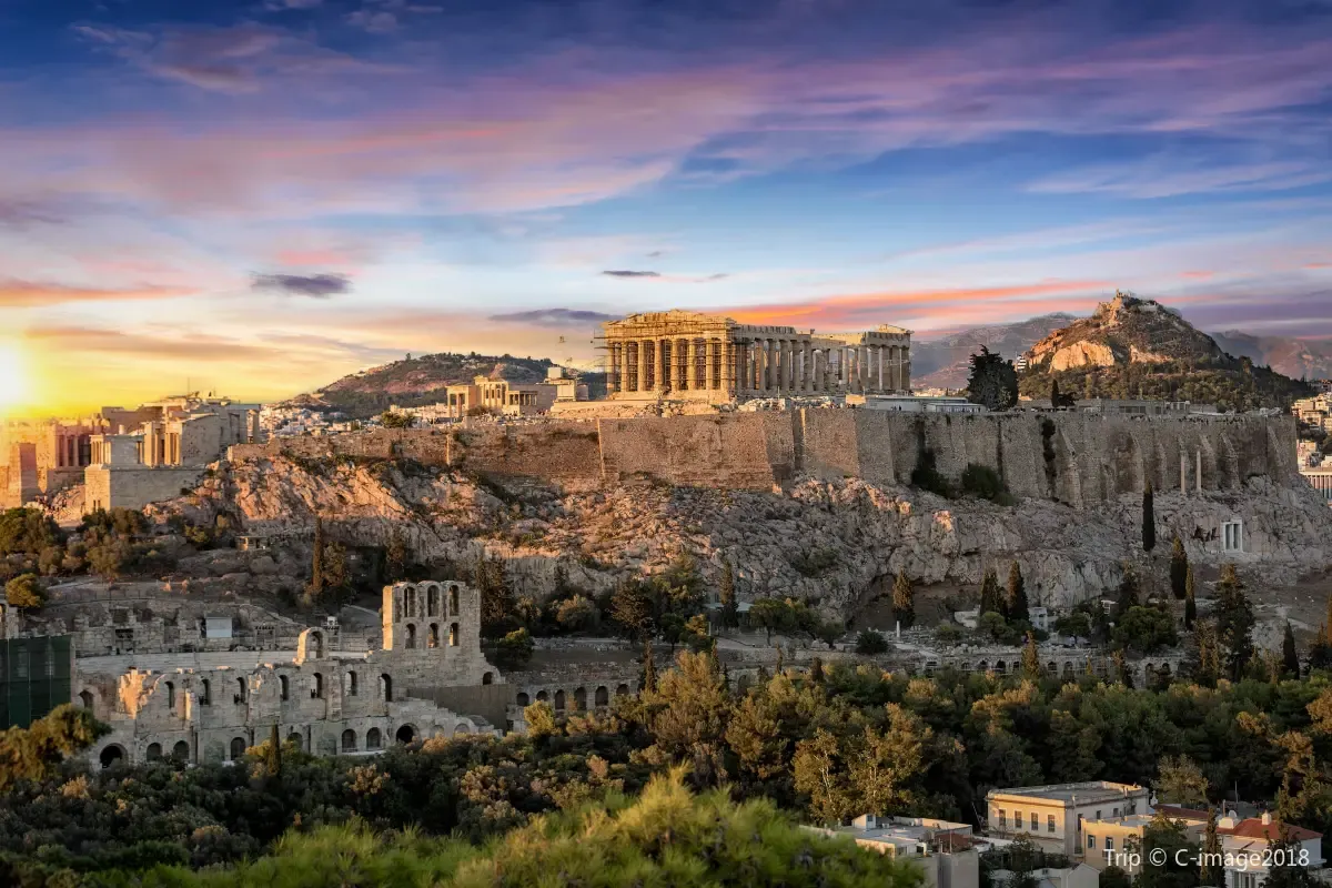 Best time to visit Greece | The Parthenon