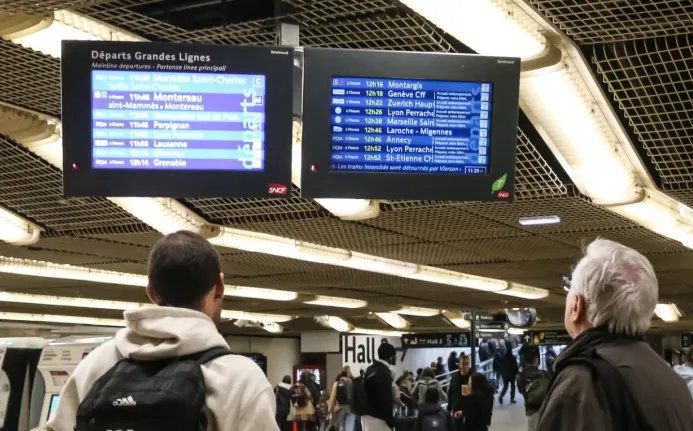 Comment consulter les horaires de train
