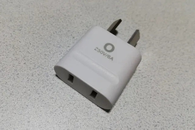 オーストラリアでは変換プラグが必須！