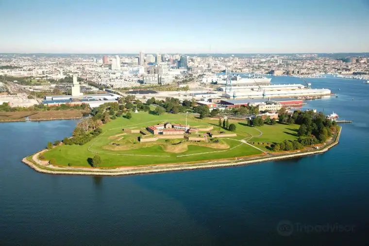 weekend getaways maryland - Fort McHenry Tunnel