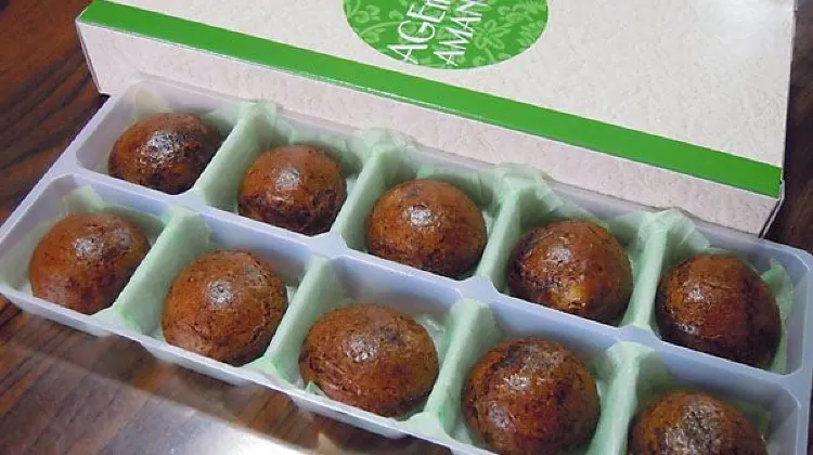 揚萬念（あげまんねん）