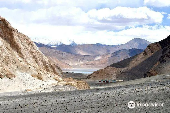 เลห์ ลาดักห์ (Leh Ladakh)