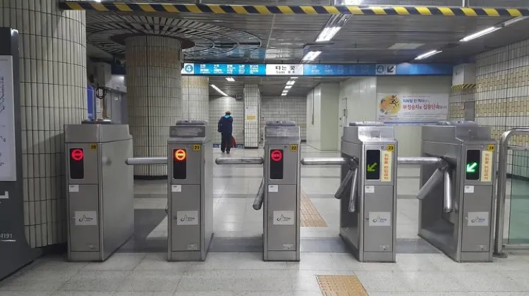 釜山の地下鉄に乗るときに役立つフレーズ